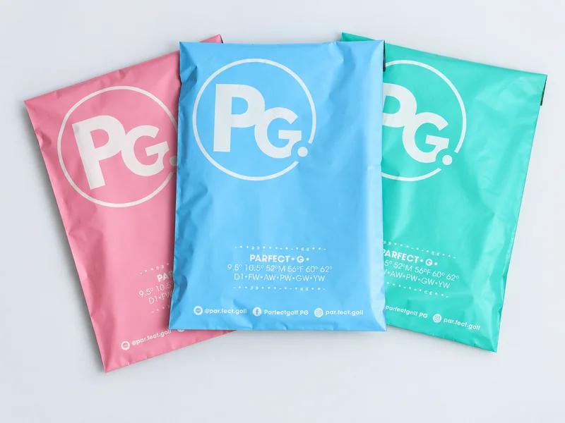 ซองไปรษณีย์พิมพ์แบรนด์ PG สีชมพู ฟ้า และมิ้นต์