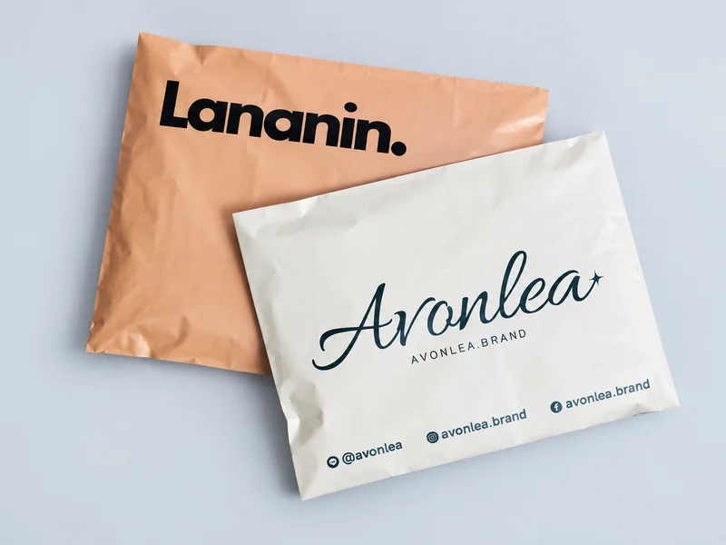 ซองไปรษณีย์สีพีชและสีงาช้าง พิมพ์แบรนด์ Lananin. และ Avonlea