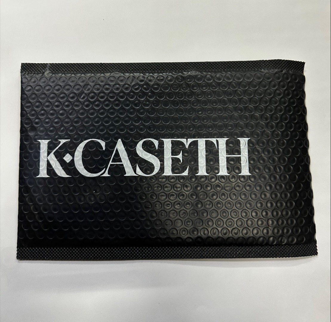 ซองกันกระแทกสีดำ K-CASETH พิมพ์โลโก้ เห็นซองเต็มใบ